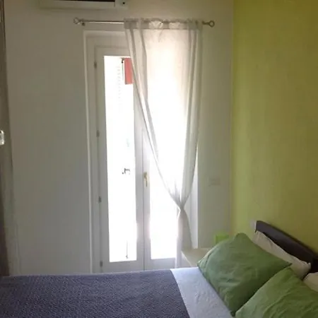 S46 - Sirolo, Bilo Con Terrazzo